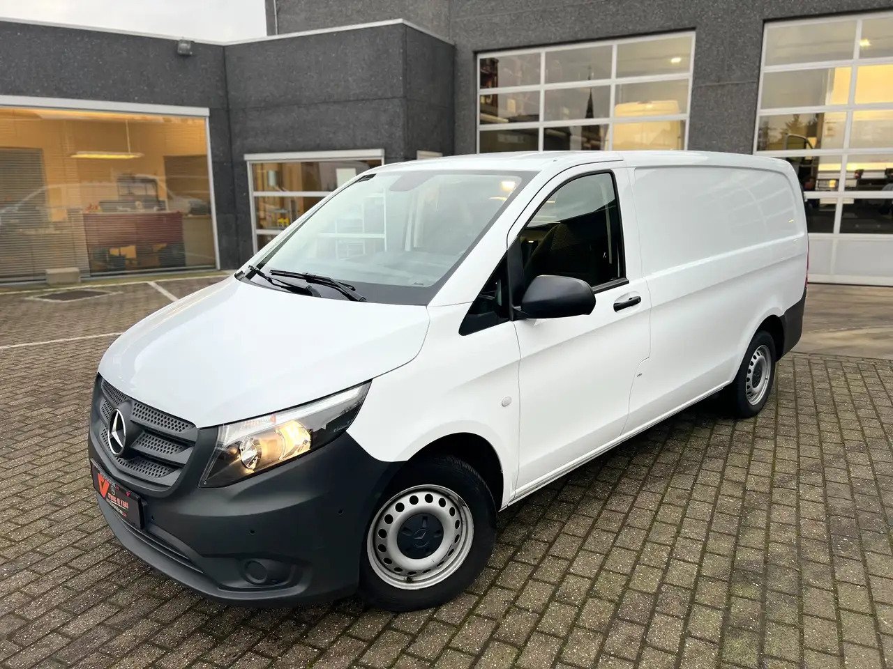 Mercedes-Benz Vito 114 PERFECT TOOL A2/L2 (28.900ex.) Camera|AUDIO40 - فان: صور 2 Mercedes-Benz Vito 114 PERFECT TOOL A2/L2 (28.900ex.) Camera|AUDIO40 - فان: صور 2