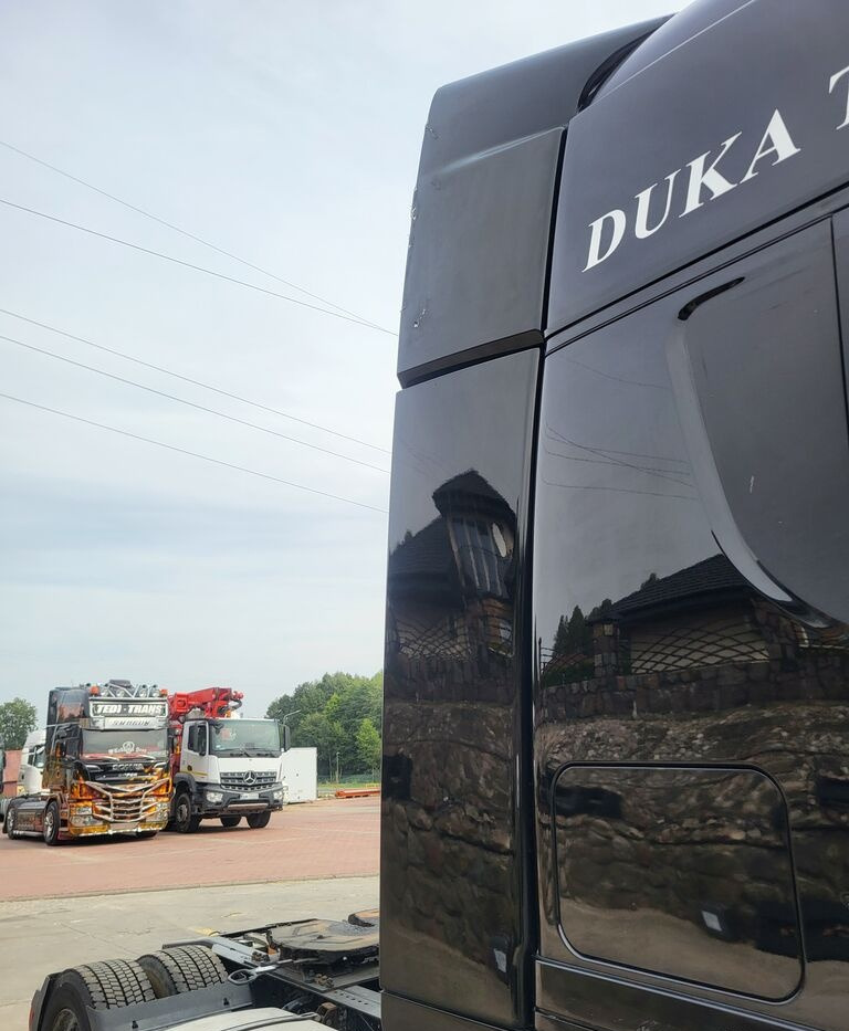 IVECO Stralis Hi-Way EEV 2017r. IVECO Iveco Stralis Hi-Way EEV 2017r. truck - الديناميكا الهوائية / المفسدين - شاحنة: صور 1 IVECO Stralis Hi-Way EEV 2017r. IVECO Iveco Stralis Hi-Way EEV 2017r. truck - الديناميكا الهوائية / المفسدين - شاحنة: صور 1