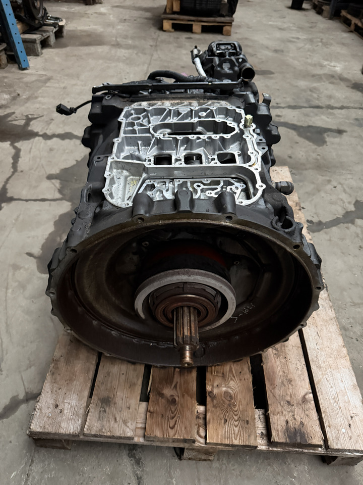 Iveco Hi-Way S-Way - علبة التروس: صور 2 Iveco Hi-Way S-Way - علبة التروس: صور 2