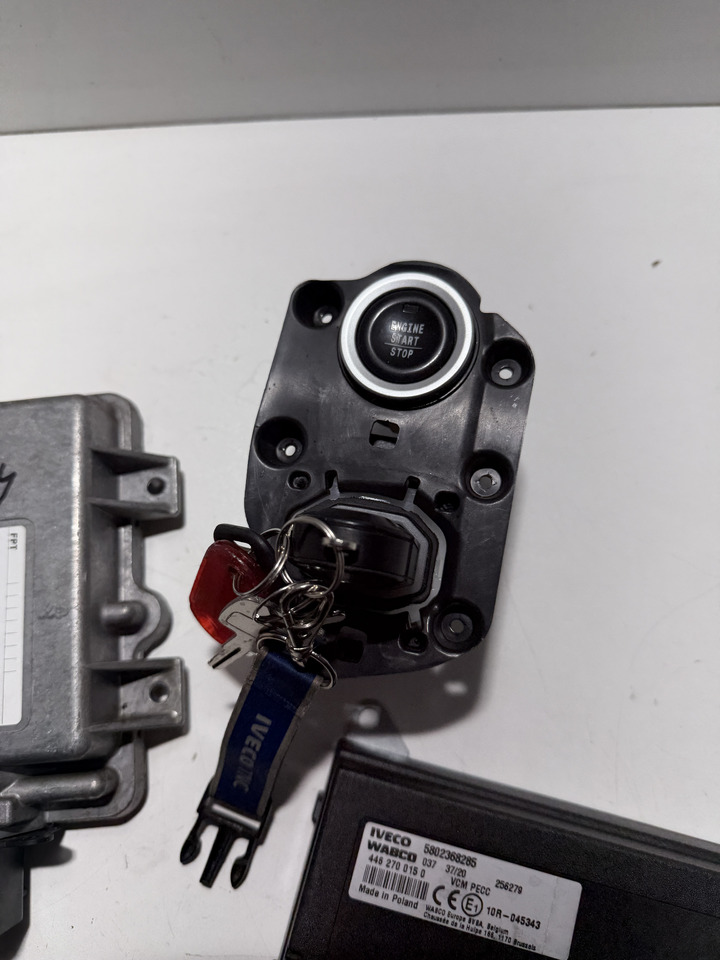 Iveco S-Way LNG CNG - النظام الكهربائي: صور 4 Iveco S-Way LNG CNG - النظام الكهربائي: صور 4