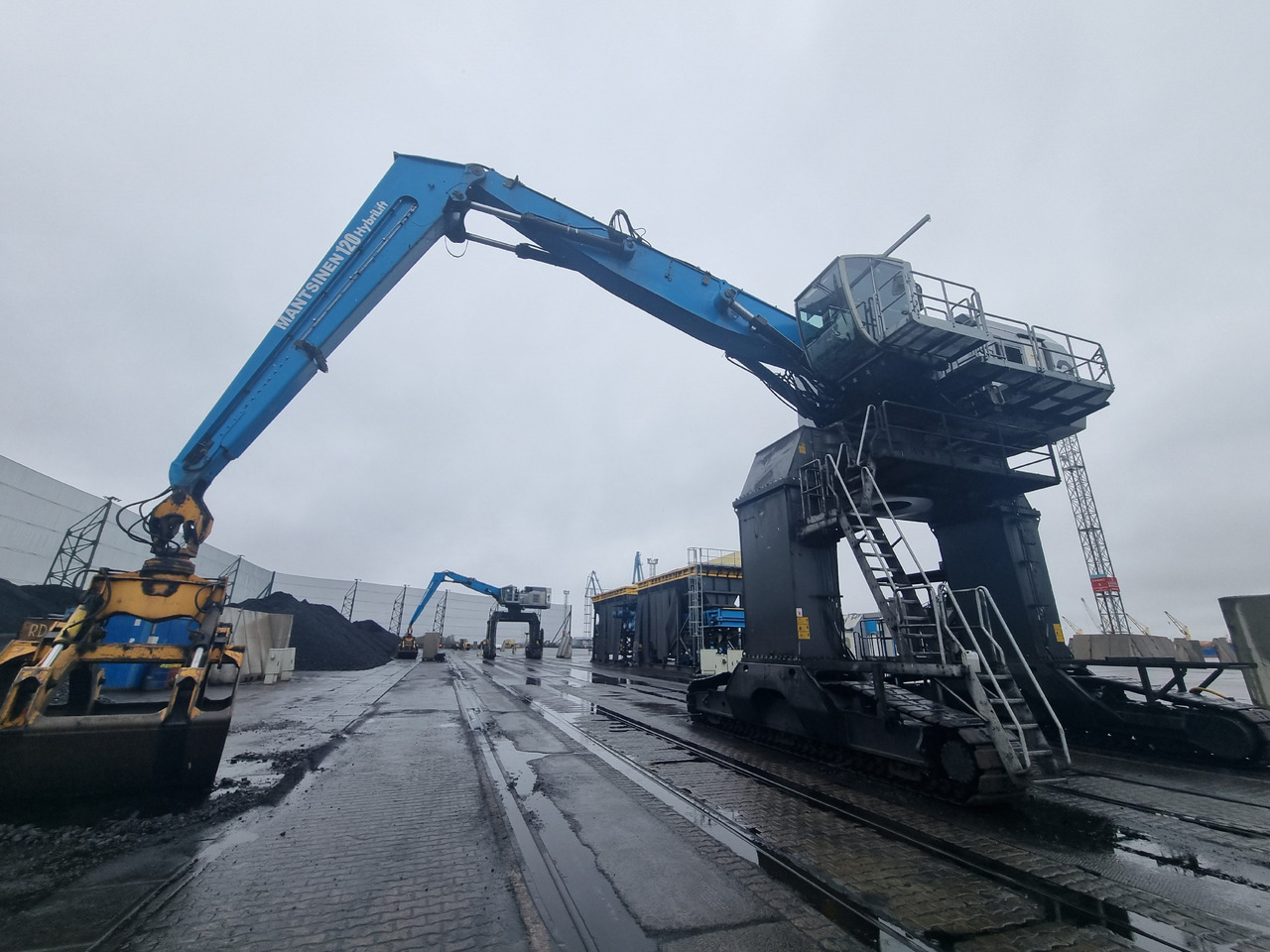 MANTSINEN 120ER HybriLift - معدات الموانئ: صور 4 MANTSINEN 120ER HybriLift - معدات الموانئ: صور 4