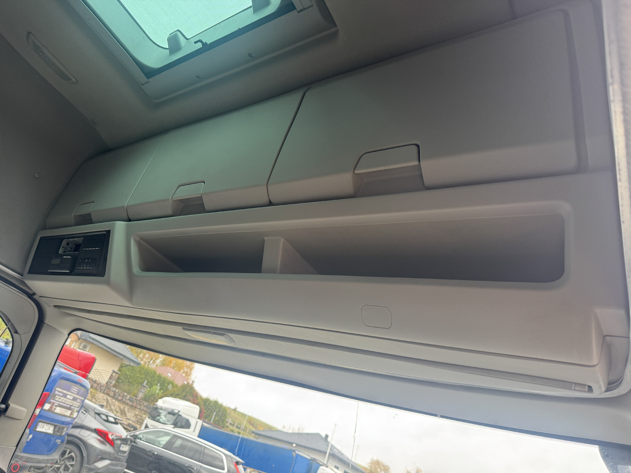 FORD F-Max 500 Trucks - الكابينة والداخلية: صور 3 FORD F-Max 500 Trucks - الكابينة والداخلية: صور 3