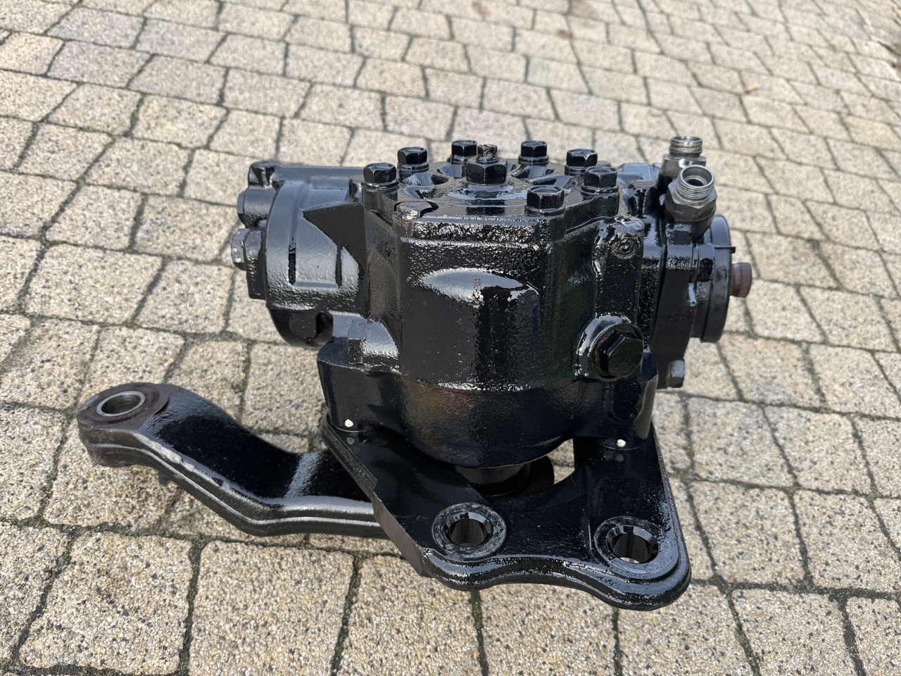 Ford F-Max 500 - عمود التوجيه: صور 3 Ford F-Max 500 - عمود التوجيه: صور 3