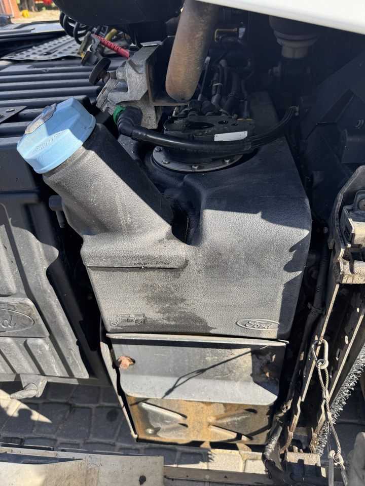 Ford F-Max Cargo - خزان AdBlue: صور 1 Ford F-Max Cargo - خزان AdBlue: صور 1