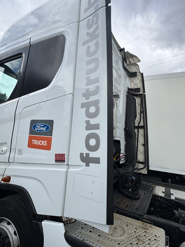 Ford F-Max Cargo - الديناميكا الهوائية / المفسدين - شاحنة: صور 2 Ford F-Max Cargo - الديناميكا الهوائية / المفسدين - شاحنة: صور 2