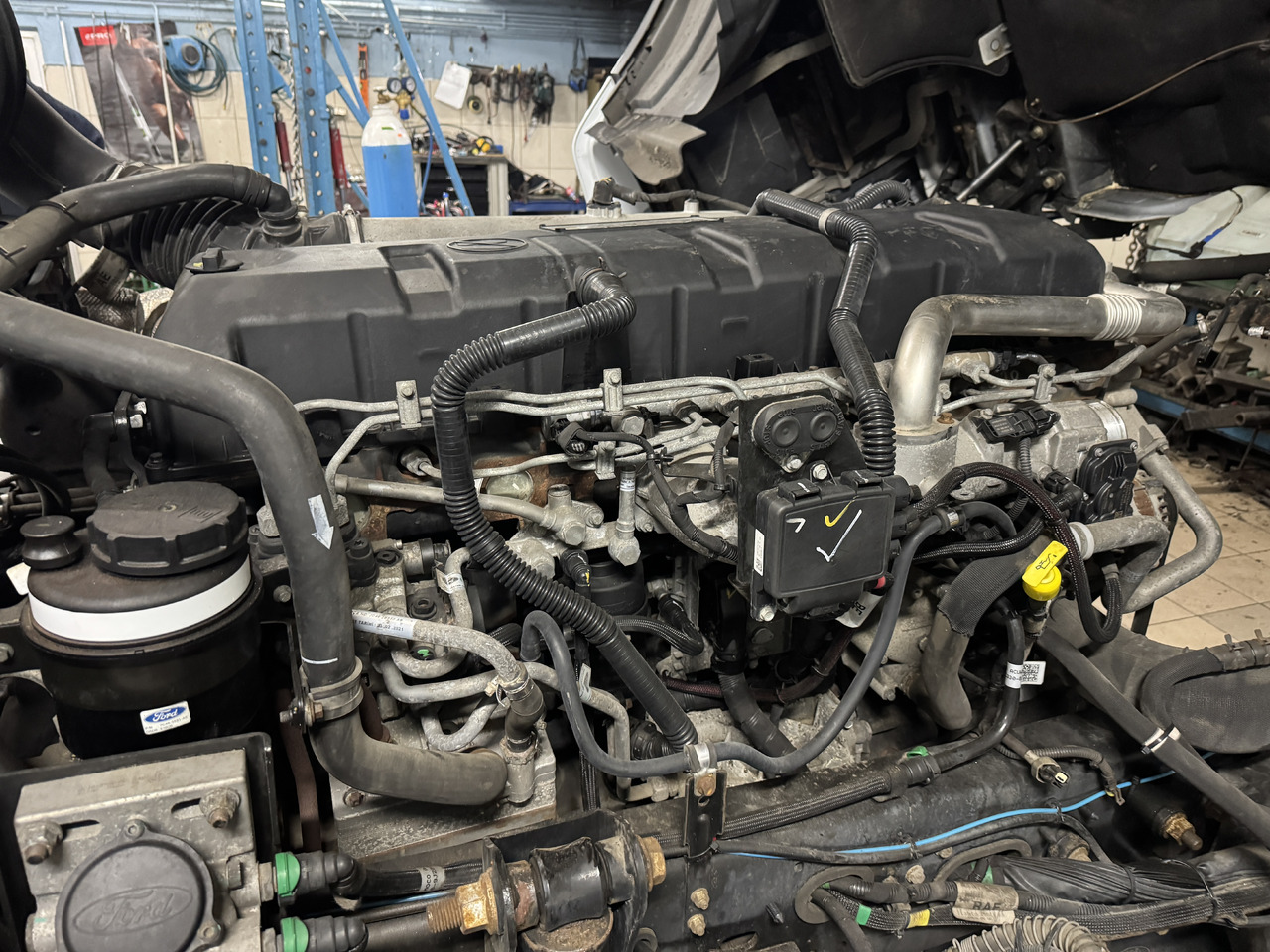 Ford F-Max - المحرك: صور 5 Ford F-Max - المحرك: صور 5