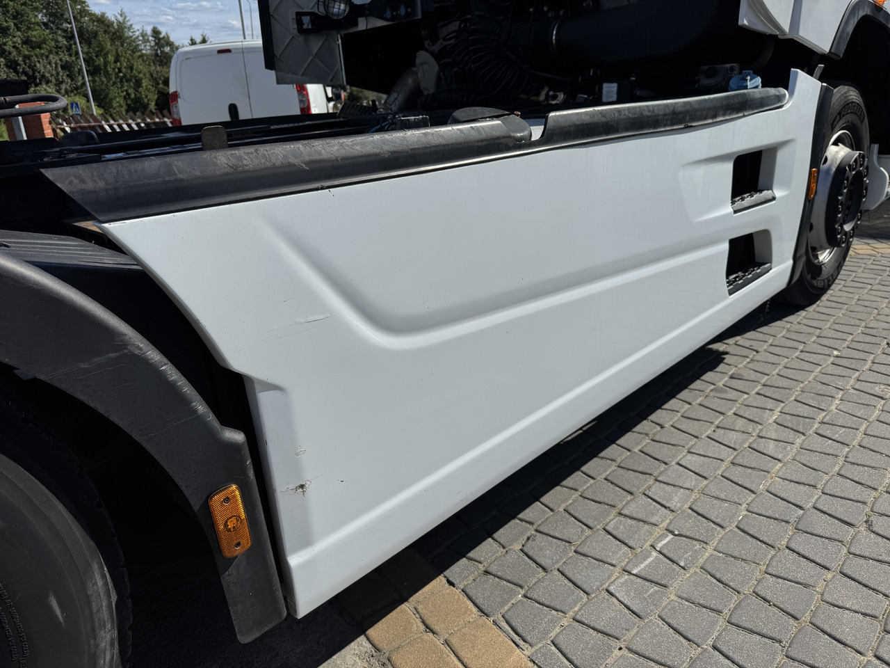 Ford F-Max - الديناميكا الهوائية / المفسدين: صور 3 Ford F-Max - الديناميكا الهوائية / المفسدين: صور 3