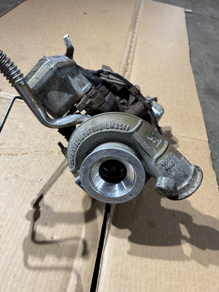 Mercedes OM934 Atego III E6 - الشاحن التوربيني: صور 5 Mercedes OM934 Atego III E6 - الشاحن التوربيني: صور 5