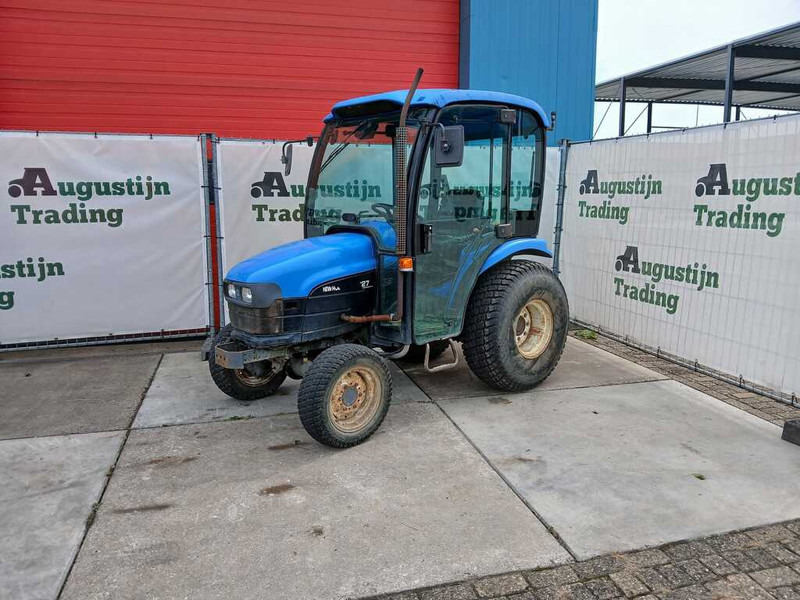 New Holland TC 27 - جرار: صور 3 New Holland TC 27 - جرار: صور 3
