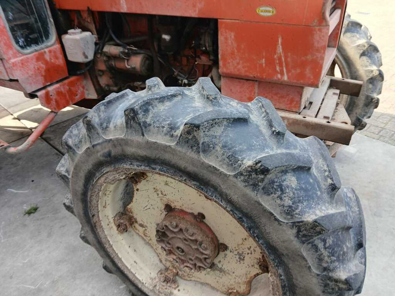 Renault 781-4 - جرار: صور 4 Renault 781-4 - جرار: صور 4