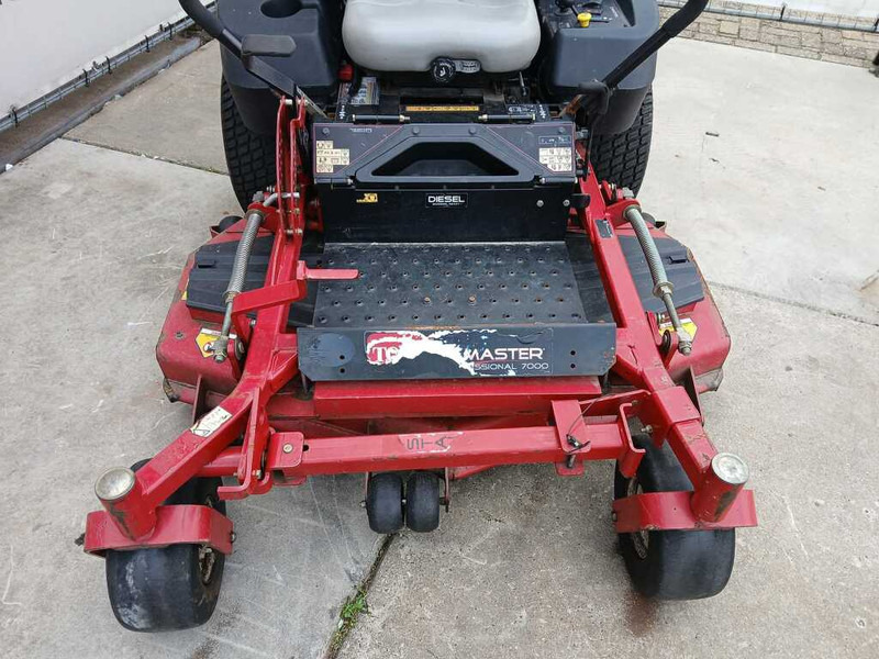 Toro Z master 7200 - جزازة المروج: صور 4 Toro Z master 7200 - جزازة المروج: صور 4