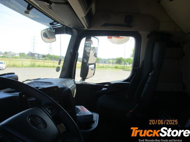 شاحنة جرار Mercedes-Benz Actros 1845 LS nRL: صور 7 شاحنة جرار Mercedes-Benz Actros 1845 LS nRL: صور 7