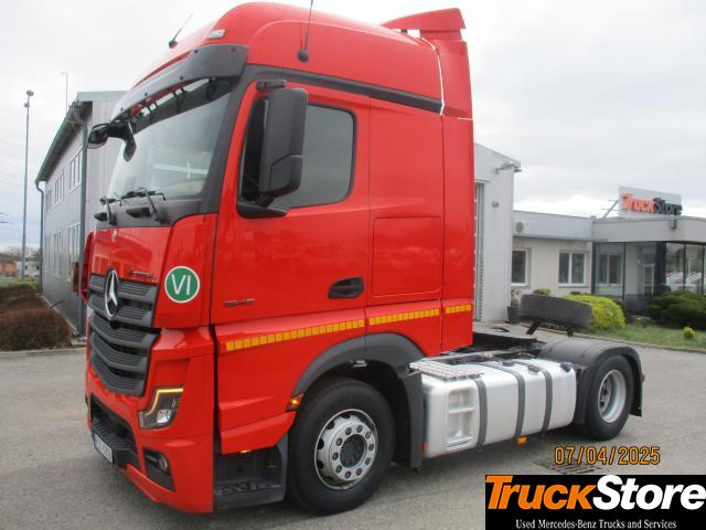 Mercedes-Benz Actros 1845 LS - شاحنة جرار: صور 1 Mercedes-Benz Actros 1845 LS - شاحنة جرار: صور 1