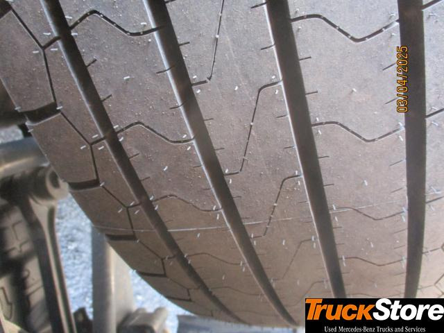 شاحنة جرار Mercedes-Benz Actros 1845 LS: صور 6
