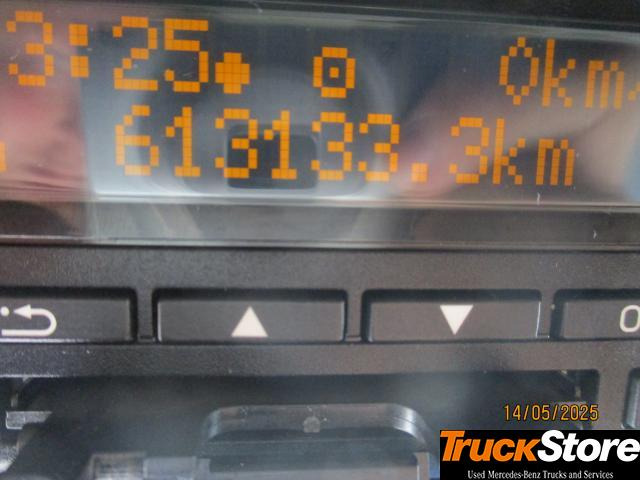 Mercedes-Benz Actros 2548 - شاحنة ستارة: صور 2 Mercedes-Benz Actros 2548 - شاحنة ستارة: صور 2