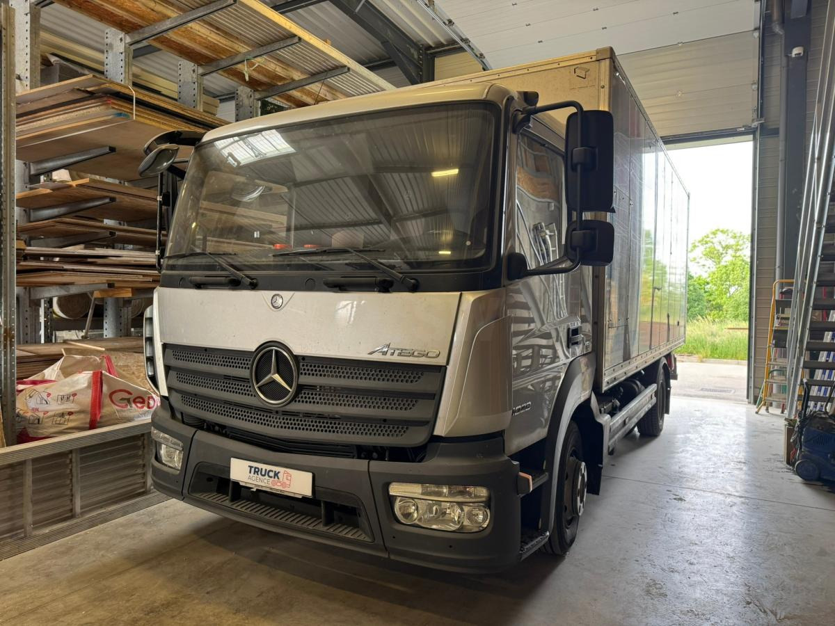 Mercedes Atego - بصندوق مغلق شاحنة: صور 1 Mercedes Atego - بصندوق مغلق شاحنة: صور 1