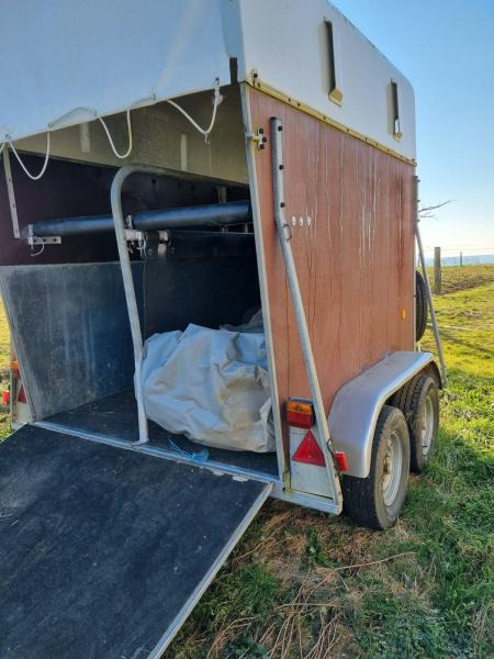 Vanisere - عربة نقل خيل: صور 4 Vanisere - عربة نقل خيل: صور 4