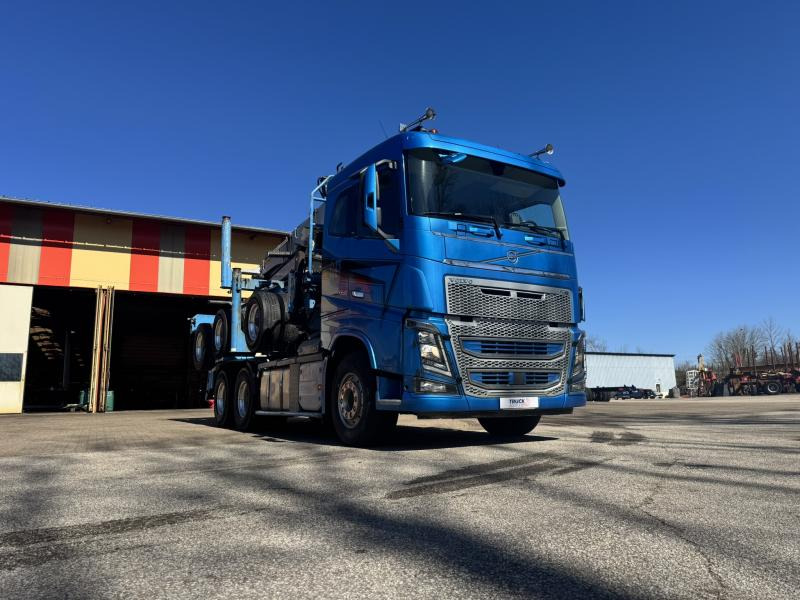 Volvo FH16 - شاحنة, شاحنة كرين: صور 1 Volvo FH16 - شاحنة, شاحنة كرين: صور 1