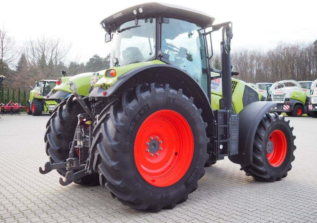 Claas Axion 810 CIS, GPS - RTK - جرار: صور 3 Claas Axion 810 CIS, GPS - RTK - جرار: صور 3