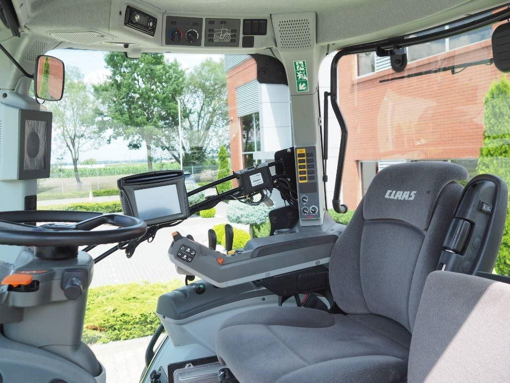 Claas Axion 810 CIS, GPS - RTK - جرار: صور 5 Claas Axion 810 CIS, GPS - RTK - جرار: صور 5