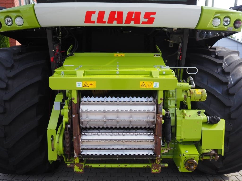 Claas Jaguar 840 4WD - حصادة الأعلاف: صور 5 Claas Jaguar 840 4WD - حصادة الأعلاف: صور 5