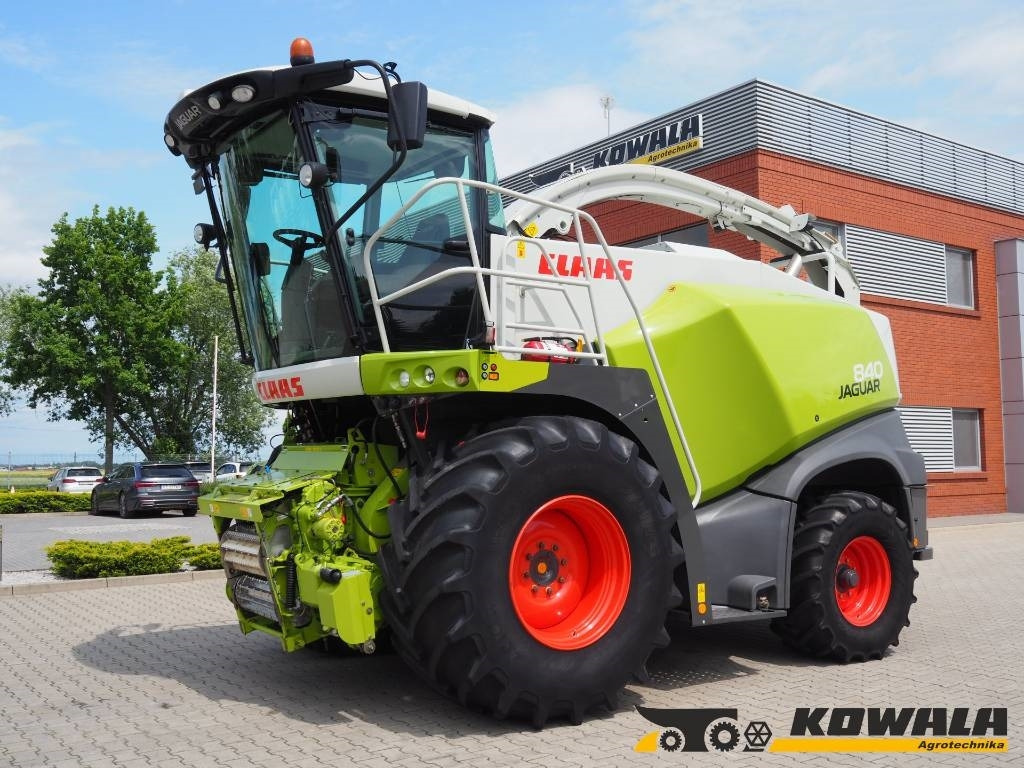 Claas Jaguar 840 - حصادة الأعلاف: صور 1 Claas Jaguar 840 - حصادة الأعلاف: صور 1
