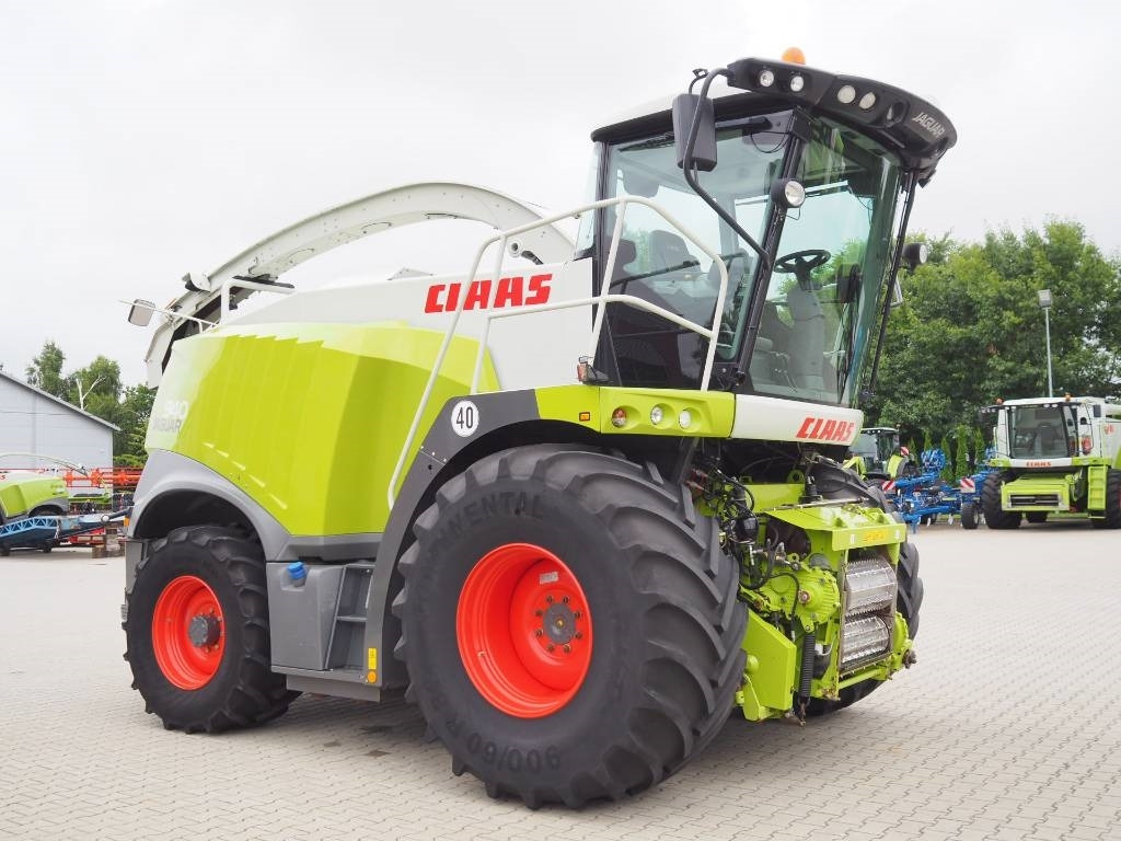 Claas Jaguar 940 4WD - حصادة الأعلاف: صور 4 Claas Jaguar 940 4WD - حصادة الأعلاف: صور 4