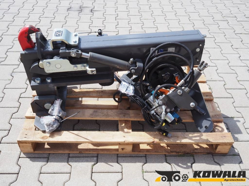 Claas Jaguar - hitch  - الإطار / الشاسيه - الآلات والماكينات الزراعية: صور 1 Claas Jaguar - hitch  - الإطار / الشاسيه - الآلات والماكينات الزراعية: صور 1