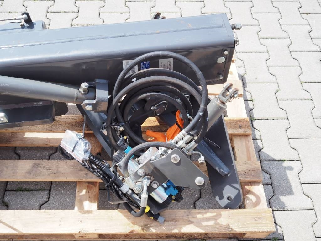 Claas Jaguar - hitch  - الإطار / الشاسيه - الآلات والماكينات الزراعية: صور 3 Claas Jaguar - hitch  - الإطار / الشاسيه - الآلات والماكينات الزراعية: صور 3