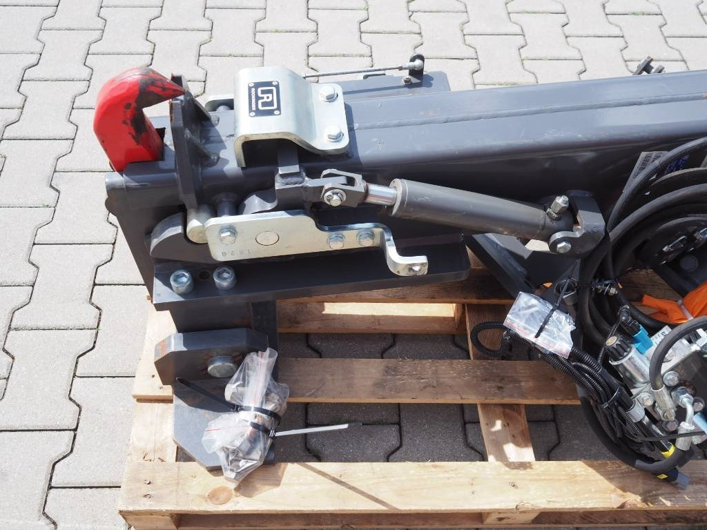 Claas Jaguar - hitch  - الإطار / الشاسيه - الآلات والماكينات الزراعية: صور 2 Claas Jaguar - hitch  - الإطار / الشاسيه - الآلات والماكينات الزراعية: صور 2