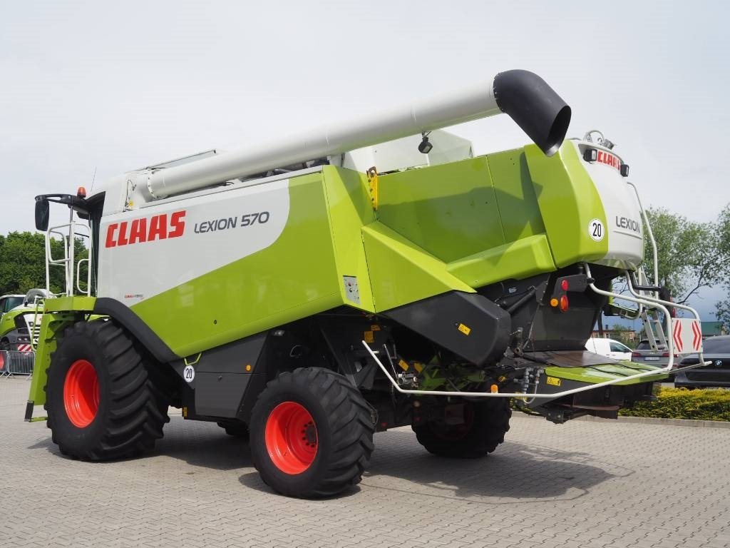 Claas Lexion 570 4WD + V750 - حصادة شاملة: صور 2 Claas Lexion 570 4WD + V750 - حصادة شاملة: صور 2