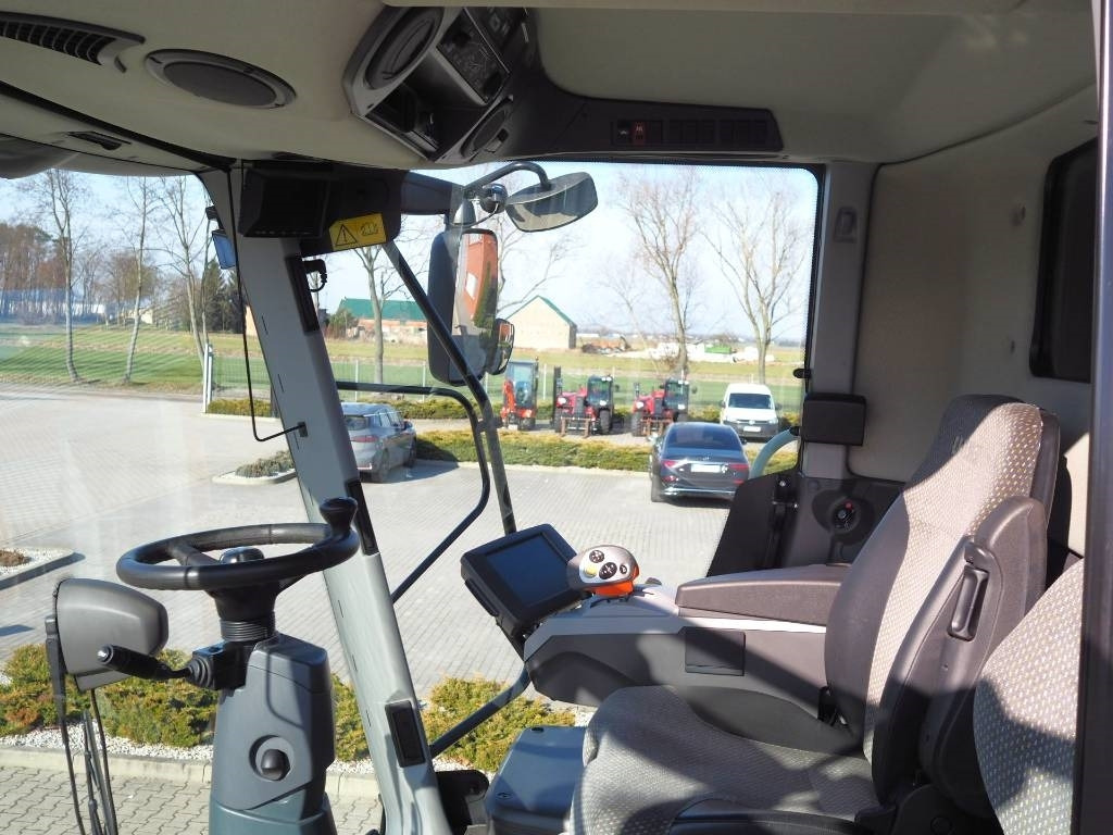 Claas Lexion 760TT + V930 - حصادة شاملة: صور 5 Claas Lexion 760TT + V930 - حصادة شاملة: صور 5