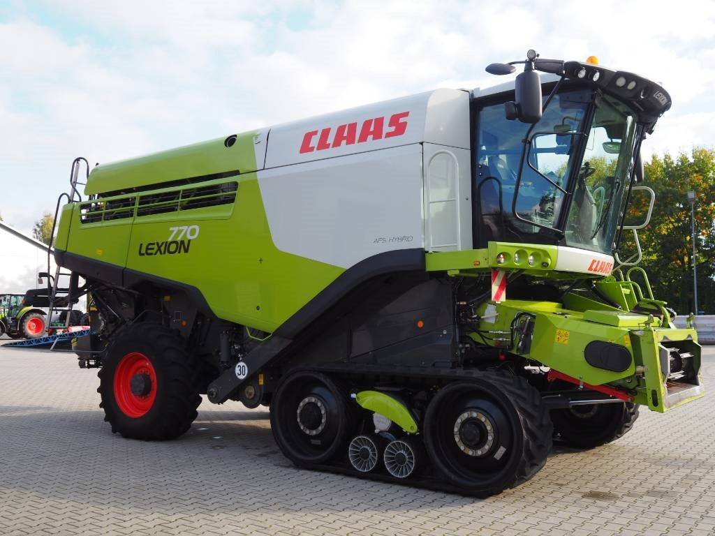 Claas Lexion 770 TT - حصادة شاملة: صور 4 Claas Lexion 770 TT - حصادة شاملة: صور 4