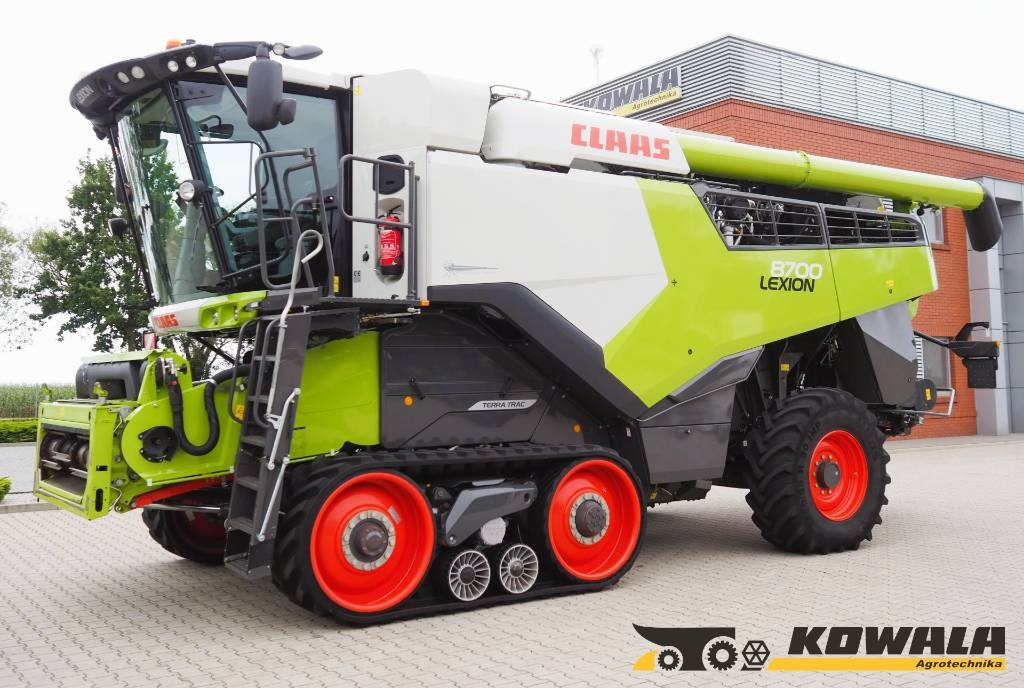 Claas Lexion 8700TT + V1080 Threshing drum drive, 2-stag - حصادة شاملة: صور 1 Claas Lexion 8700TT + V1080 Threshing drum drive, 2-stag - حصادة شاملة: صور 1