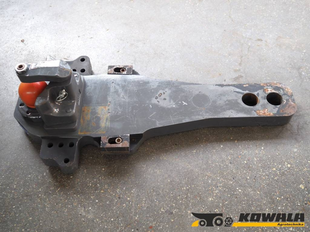 Claas Xerion - bumper hitch K80 - هيكل السيارة الخارجية - الآلات والماكينات الزراعية: صور 1 Claas Xerion - bumper hitch K80 - هيكل السيارة الخارجية - الآلات والماكينات الزراعية: صور 1