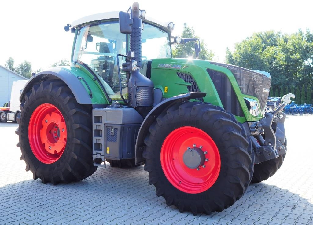 Fendt 828 Vario S4 ProfiPlus, GPS - جرار: صور 4 Fendt 828 Vario S4 ProfiPlus, GPS - جرار: صور 4