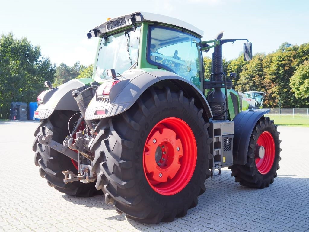 Fendt 828 Vario S4 ProfiPlus, GPS - جرار: صور 3 Fendt 828 Vario S4 ProfiPlus, GPS - جرار: صور 3