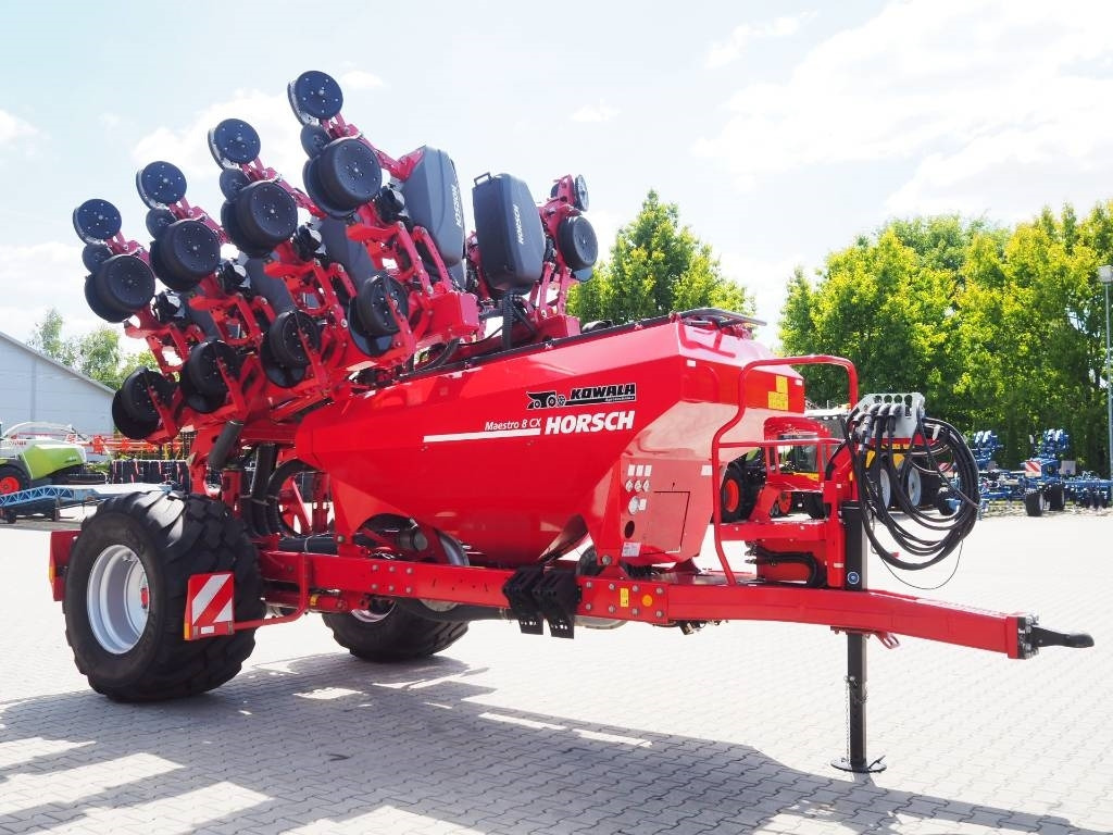 Horsch Maestro 8 CX - وضع البذور فى خطوط: صور 4 Horsch Maestro 8 CX - وضع البذور فى خطوط: صور 4