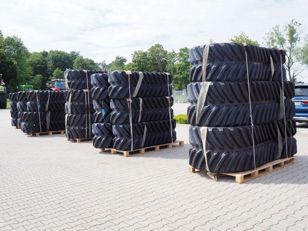 John Deere 9RT / 9T / Rubber belt / track / 30" / 762mm - مسارات للحفارات - الآلات والماكينات الزراعية: صور 2 John Deere 9RT / 9T / Rubber belt / track / 30" / 762mm - مسارات للحفارات - الآلات والماكينات الزراعية: صور 2