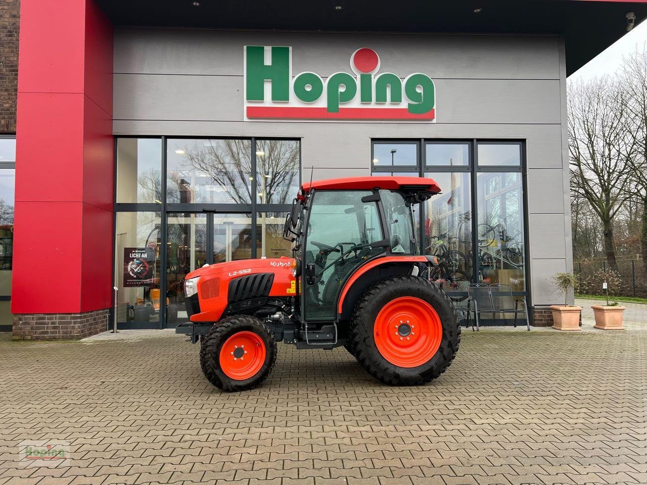 Kubota L2-552 DHC - جرارات البلدية: صور 2 Kubota L2-552 DHC - جرارات البلدية: صور 2
