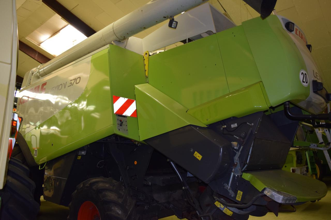 CLAAS Lexion 570 - حصادة شاملة: صور 4 CLAAS Lexion 570 - حصادة شاملة: صور 4