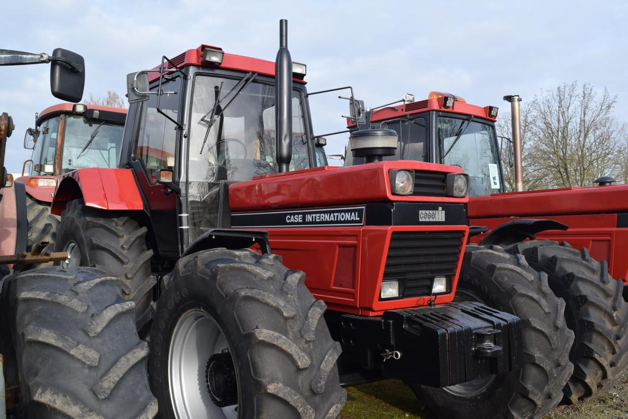Case-IH 1455 XLA - جرار: صور 3 Case-IH 1455 XLA - جرار: صور 3