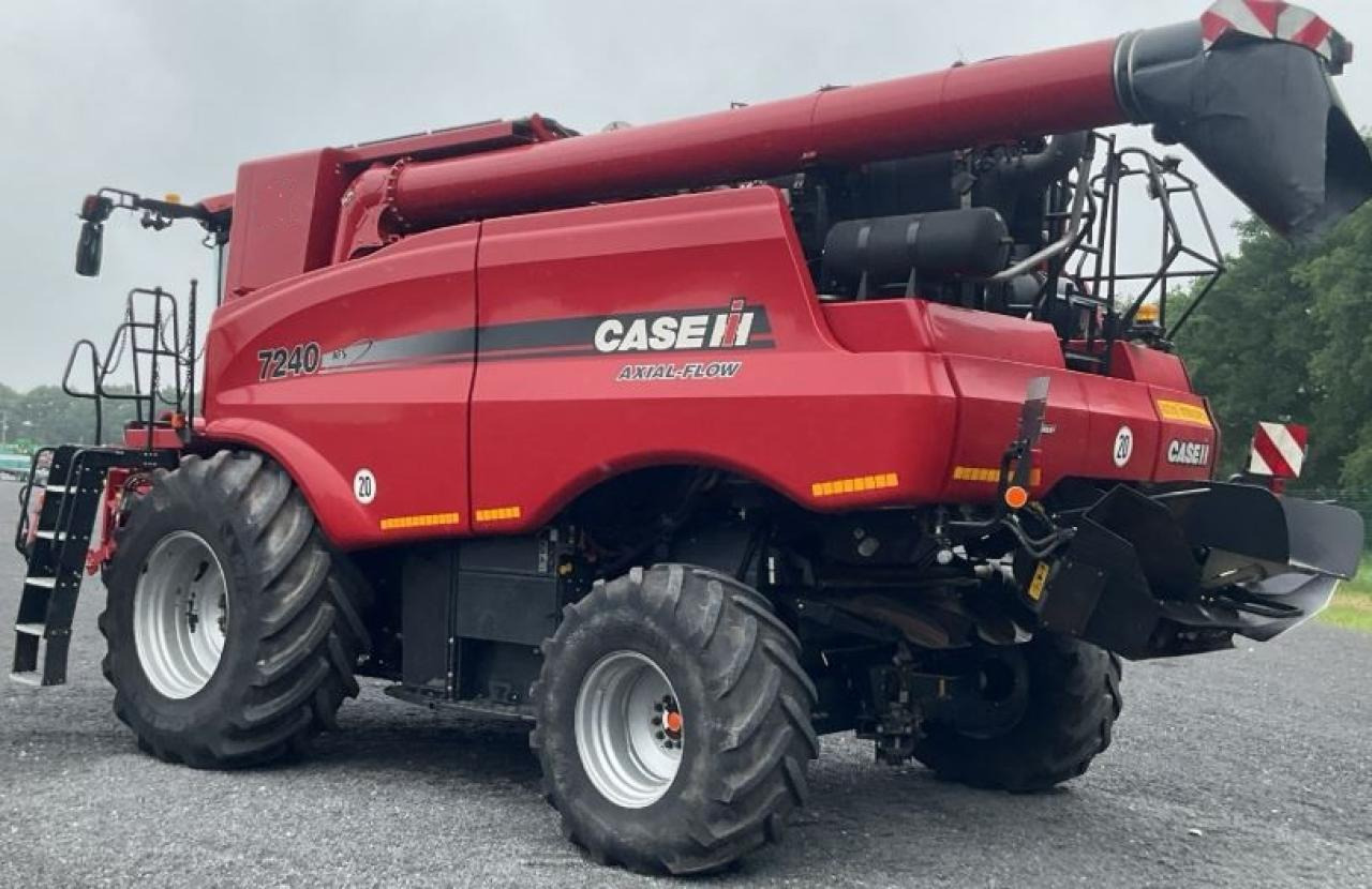 Case-IH 7240 Axial Flow - حصادة شاملة: صور 1 Case-IH 7240 Axial Flow - حصادة شاملة: صور 1