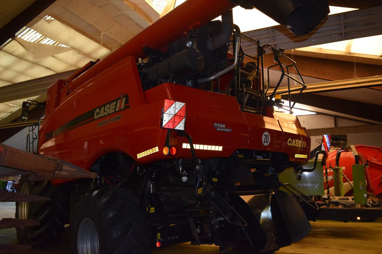 Case-IH 7240 Axial Flow - حصادة شاملة: صور 4 Case-IH 7240 Axial Flow - حصادة شاملة: صور 4