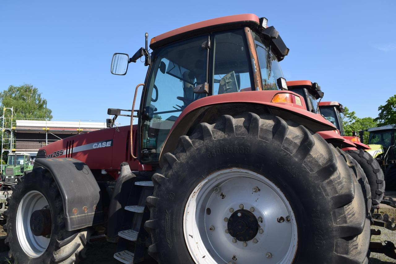 Case-IH MX 230 Magnum - جرار: صور 4 Case-IH MX 230 Magnum - جرار: صور 4