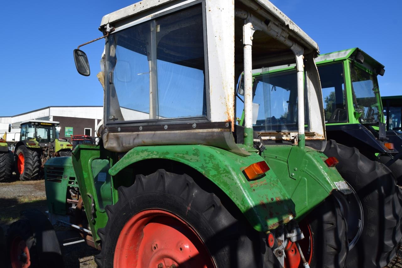 Deutz-Fahr D4006 - جرار: صور 3 Deutz-Fahr D4006 - جرار: صور 3