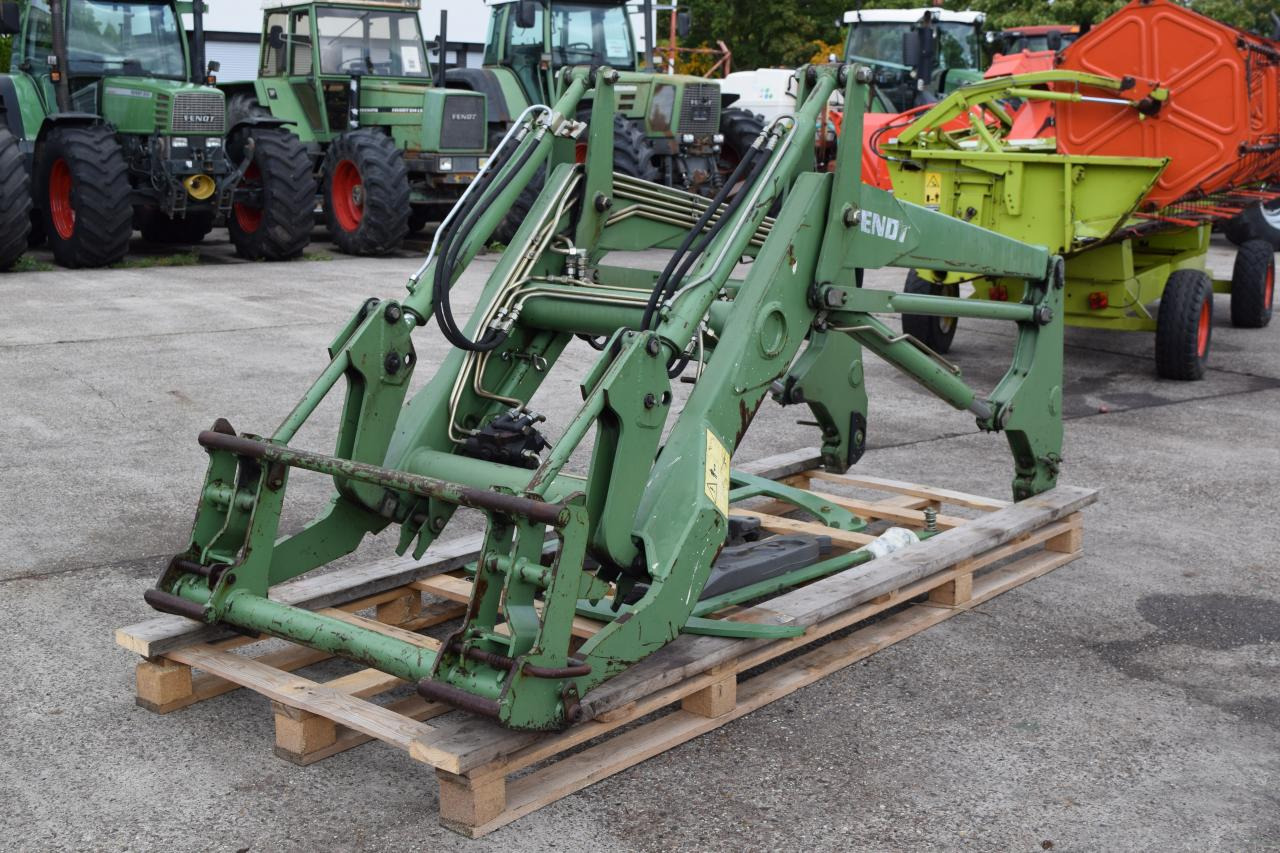 Fendt Frontlader für Serie 400 - لوادر وحفارات أمامية: صور 1 Fendt Frontlader für Serie 400 - لوادر وحفارات أمامية: صور 1