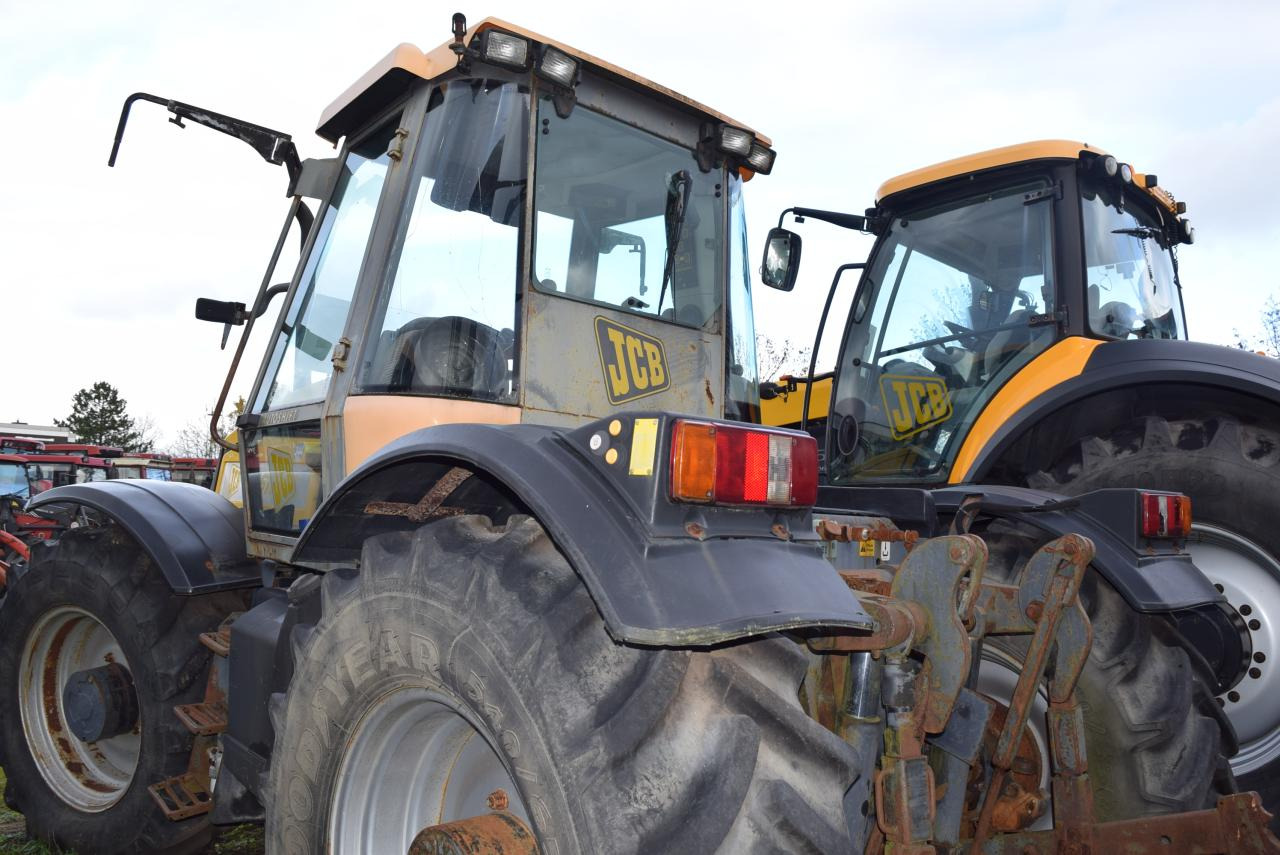 JCB Fastrac 2135 - 4WS - جرار: صور 3 JCB Fastrac 2135 - 4WS - جرار: صور 3