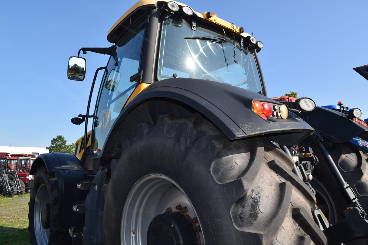 JCB Fastrac 8250 - جرار: صور 4 JCB Fastrac 8250 - جرار: صور 4