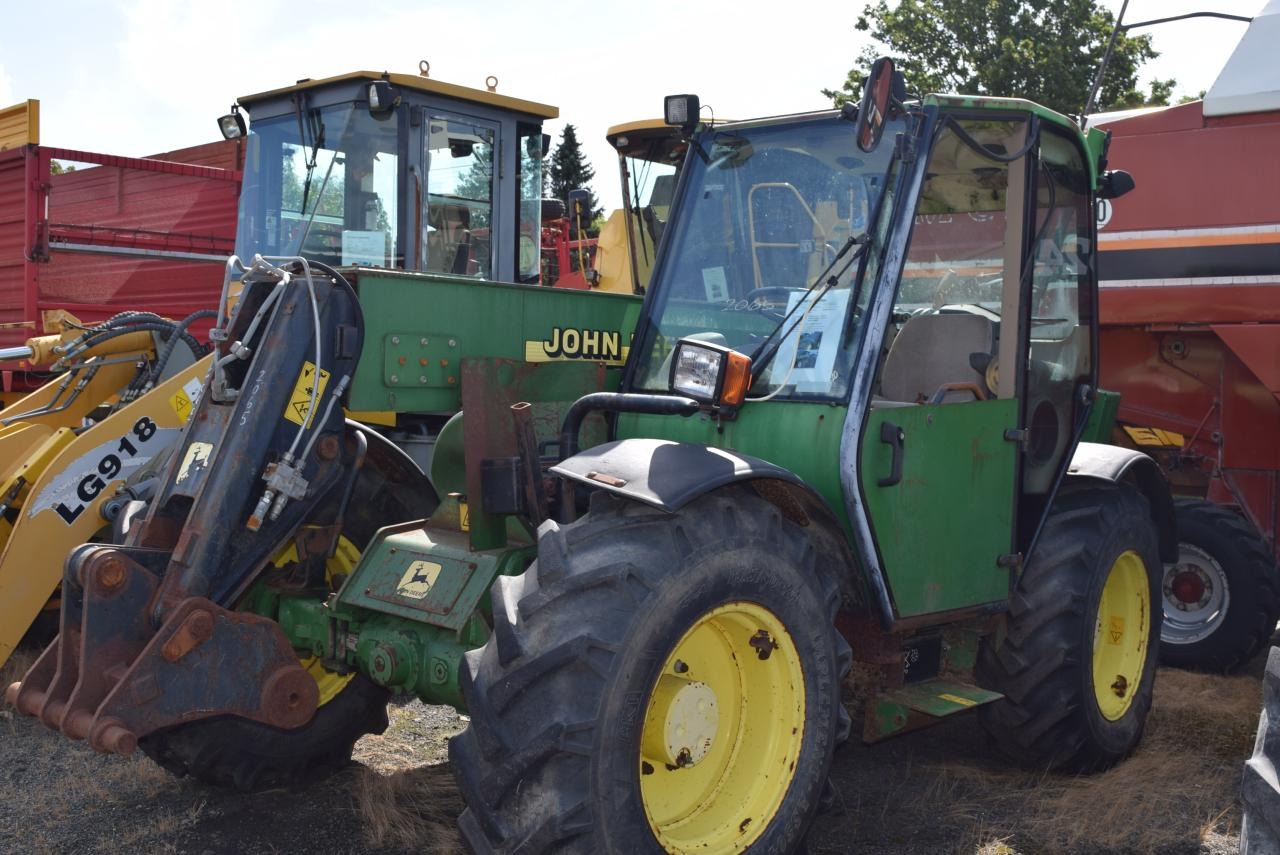 John Deere 3200 - رافعة تلسكوبية: صور 2 John Deere 3200 - رافعة تلسكوبية: صور 2